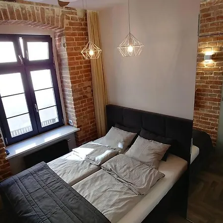 Apart Market Square - Odrzanska Street *
